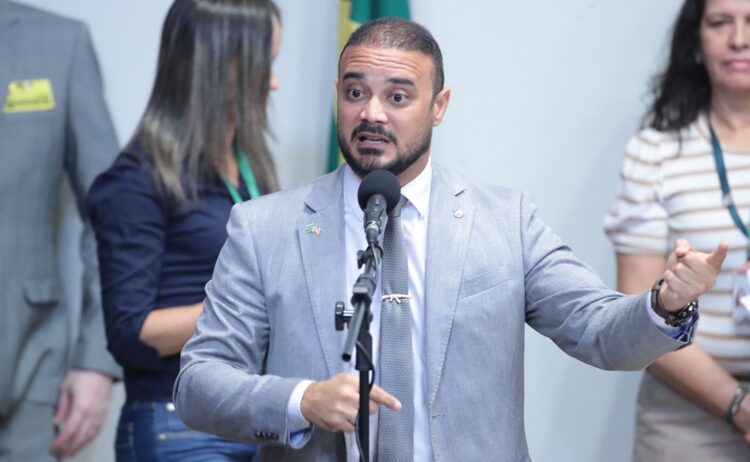Capitão Alden avalia condenação de Bolsonaro no STF e projeta papel da direita na Bahia