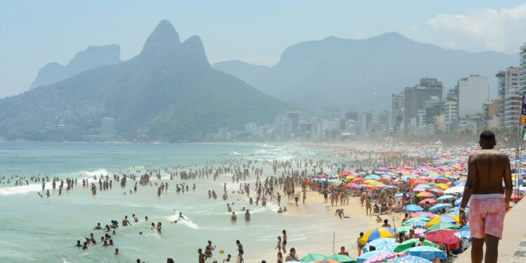 Polícia Militar lança Operação Verão no Rio