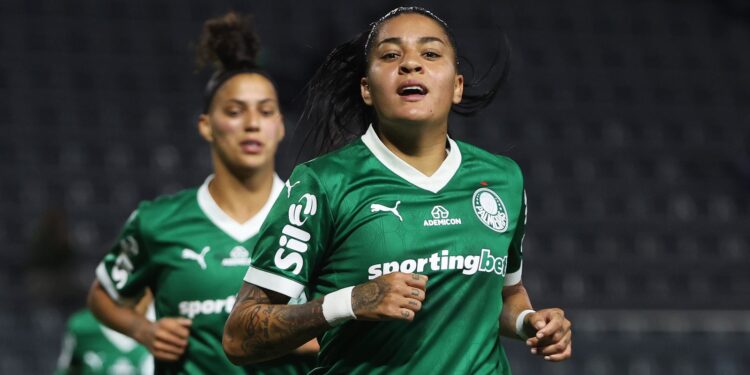 Palmeiras avança e goleia Sport na Copa do Brasil Feminina