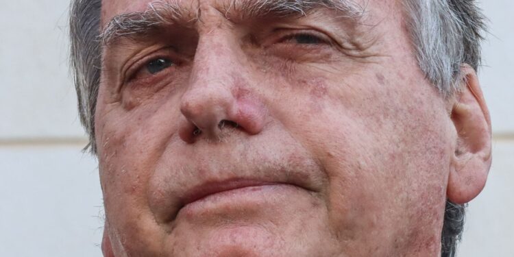 Prisão e perda de patente: o que acontece após a condenação
