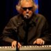 Arrigo Barnabé se apresenta em show inédito no Cena Musical