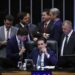 PEC da Blindagem Avanca no Congresso.