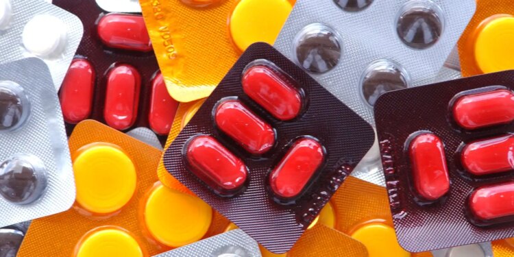 Paracetamol não causa autismo, afirma Anvisa