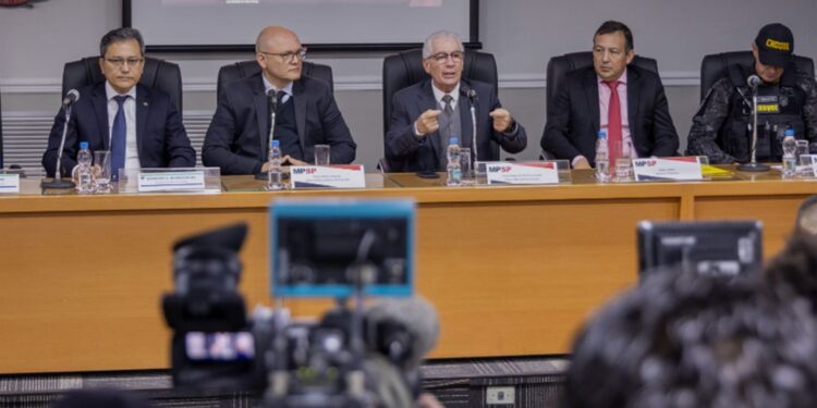 PCC usaria postos e motéis para lavar dinheiro, diz operação