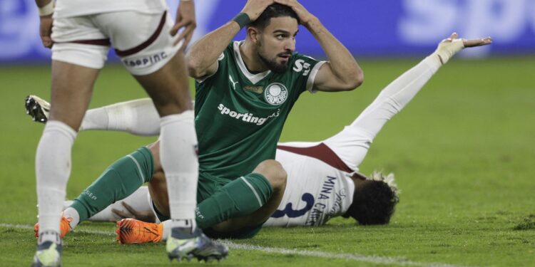 Palmeiras sucumbe à altitude e perde para o LDU em Quito
