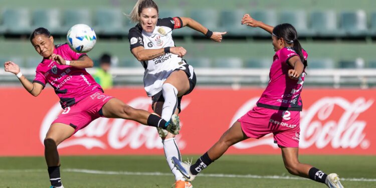 Corinthians estreia na Libertadores Feminina com empate