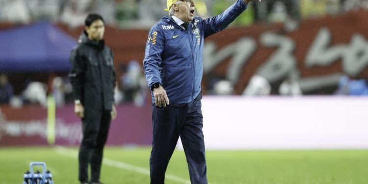 Ancelotti otimista após goleada e mira preparação para a Copa