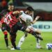 Vitória vence Bahia e respira na briga contra o rebaixamento