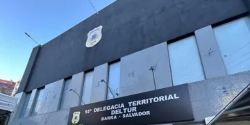 Turistas suíços recuperam pertences com ajuda da Deltur em Salvador
