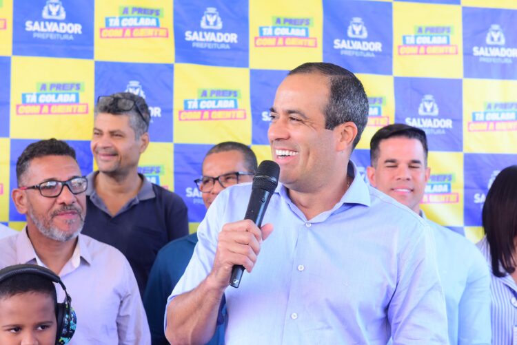 Prefeito Bruno Reis homenageia servidores públicos de Salvador: “Vocês são os principais responsáveis pela transformação da cidade”