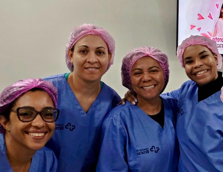 Empatia e acolhimento transformam a experiência de pacientes durante o Outubro Rosa