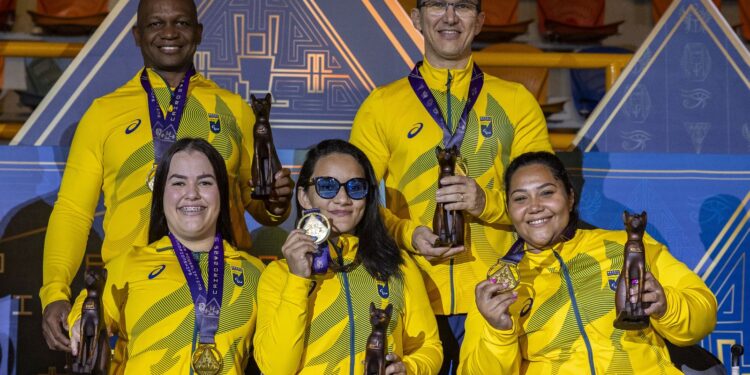 Brasil conquista ouro no Mundial de Halterofilismo em equipes femininas