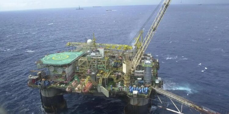 Petrobras bate recorde de produção no terceiro trimestre