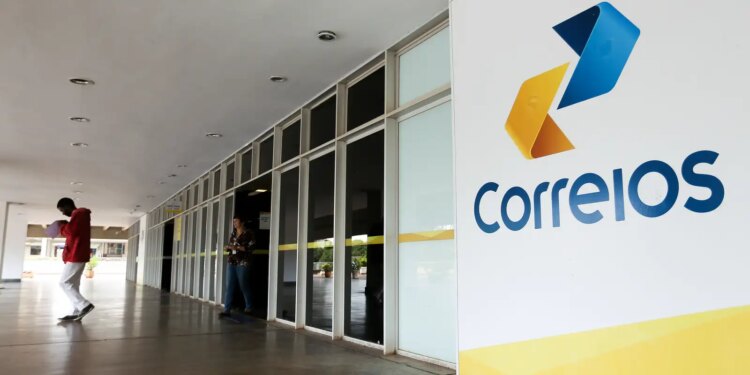 Correios amplia entrega em áreas restritas de São Paulo