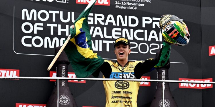 Moreira é campeão mundial de Moto2