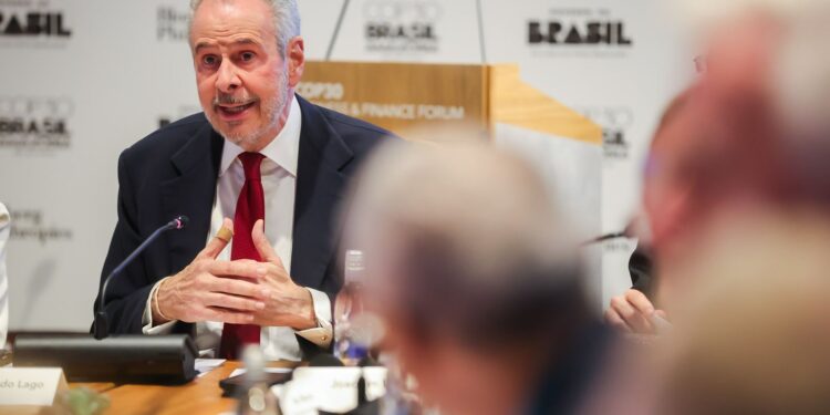 COP30: Adaptação climática, prioridade urgente, apela embaixador