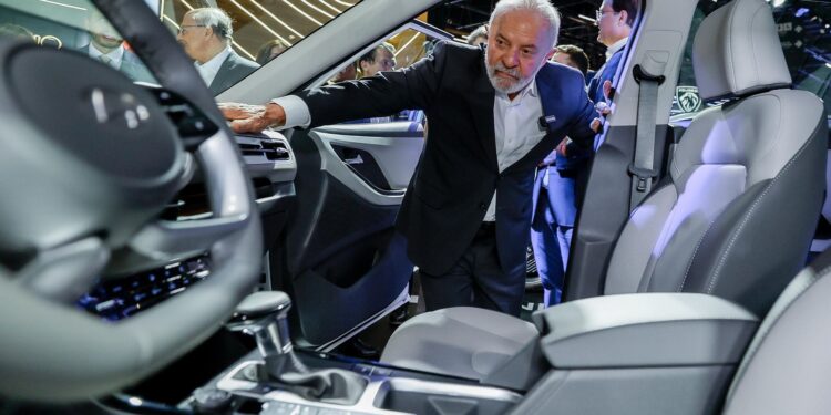 Lula defende liderança brasileira em inovação e transição energética