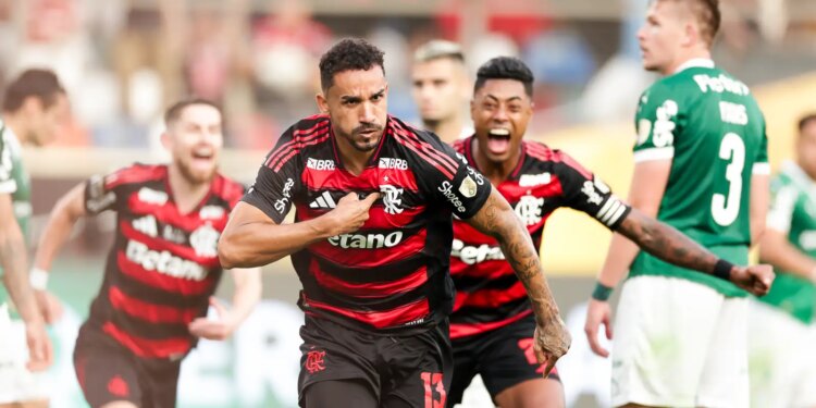 Flamengo conquista tetracampeonato inédito na Libertadores.