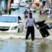 Temporal causa alagamentos, deslizamentos e interrompe serviços em Salvador