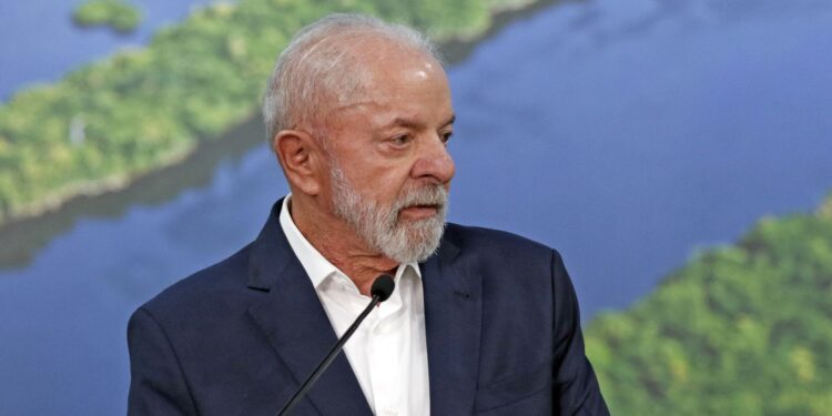 Lula busca reaproximação com os EUA após declaração de Trump