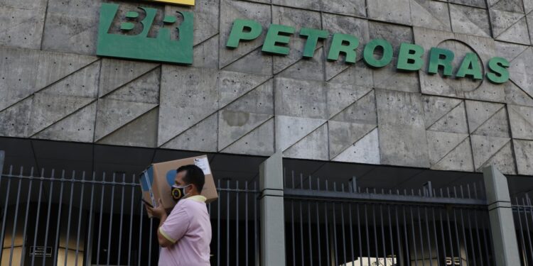Petrobras anuncia plano de investimentos de US$ 109 bilhões para 2026-2030