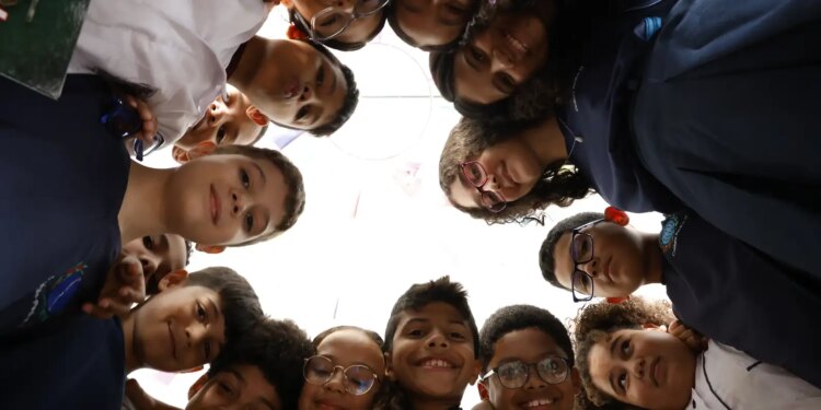 Futebol e novelas ditam tendências na escolha de nomes no Brasil