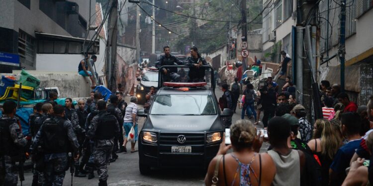 Deputado questiona no Judiciário polêmica gratificação da polícia fluminense