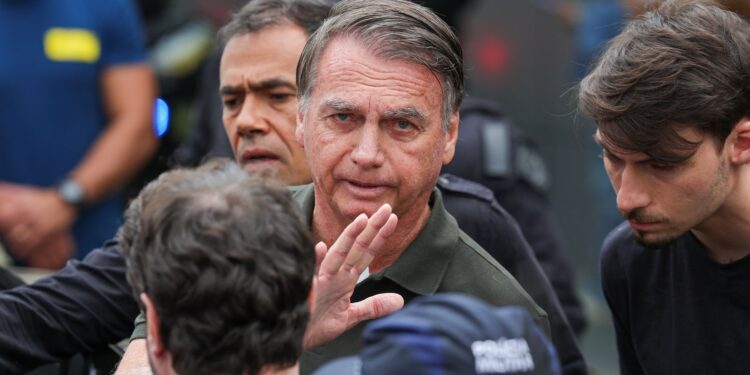 Bolsonaro: Defesa busca domiciliar em novo pedido ao STF