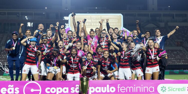 Flamengo conquista a Copinha Feminina com goleada sobre o Grêmio