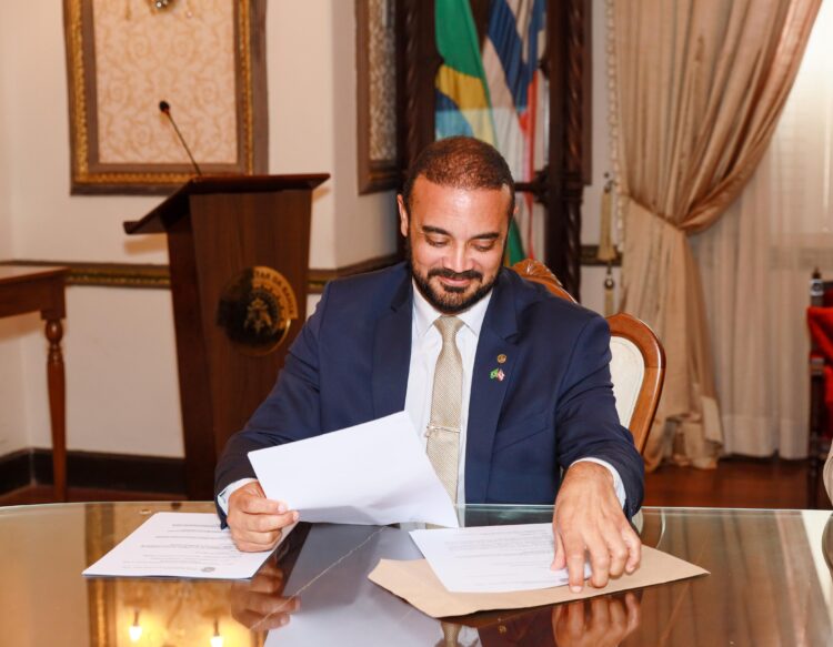 Com mobilização de Capitão Alden, projeto dos 35 anos avança e é aprovado no Senado