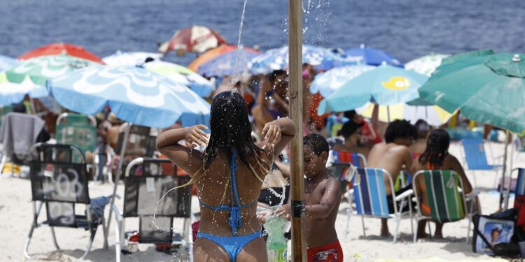 Onda de calor no Rio dá lugar a frente fria