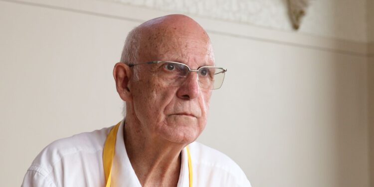 Padre Júlio acusa conspiração contra Pastoral da Rua