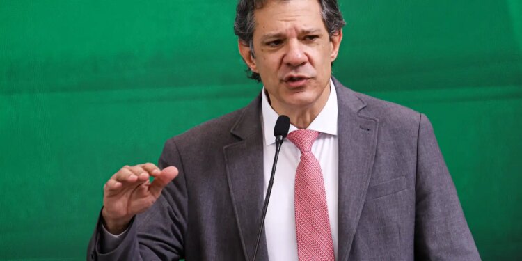 Câmara analisa projeto de devedores contumazes com urgência