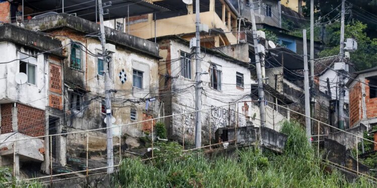 Universidades unem favelas à pesquisa sobre mudanças climáticas