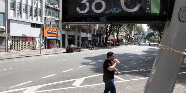 Onda de calor: Termômetro dispara e dezembro quebra recorde em São Paulo