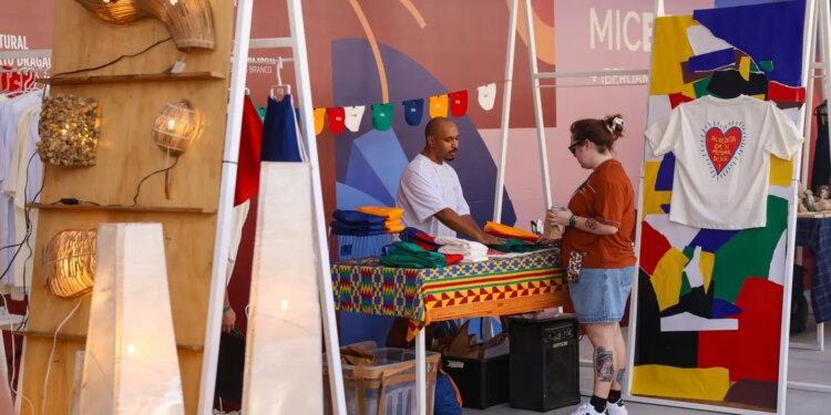 Artistas e artesãos recebem apoio para impulsionar negócios com mentoria do MICBR