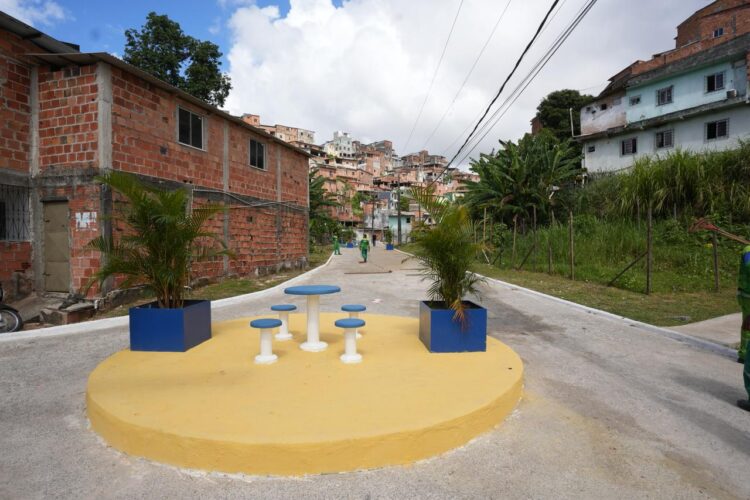Prefeitura entrega urbanização e macrodrenagem de canal no bairro de São Marcos