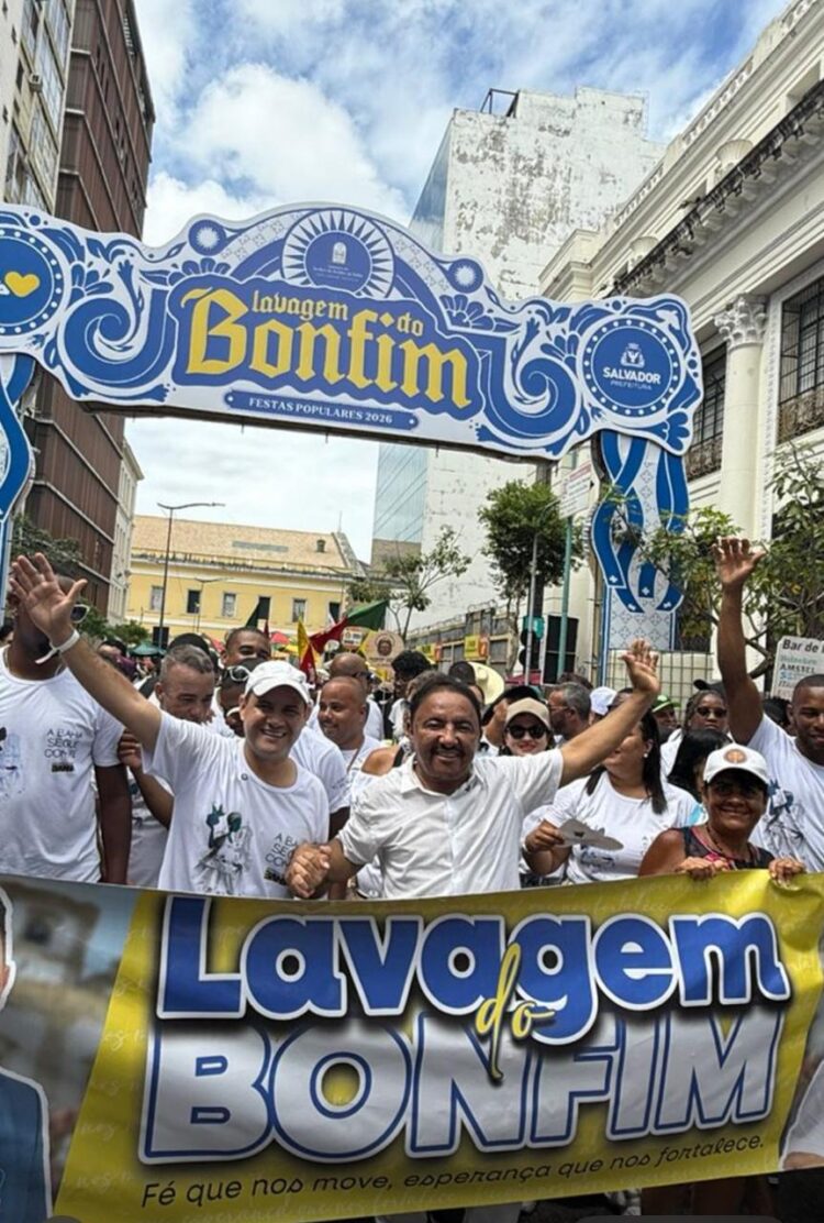 Randerson Leal participa da Lavagem do Bonfim ao lado do deputado Roberto Carlos e reforça diálogo político para 2026