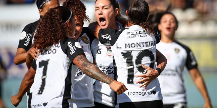 Corinthians e Gotham se enfrentam na semifinal histórica do Mundial de Clubes Feminino