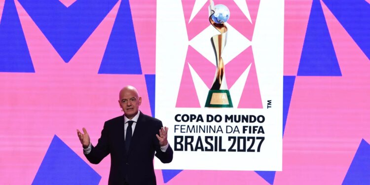Copa Feminina 2027: Fifa apresenta marca em evento no Rio