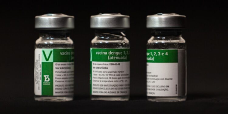 Vacina da dengue do Butantan terá início de aplicação em 17 de abril