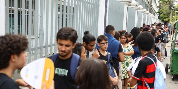 Enem: Governo lança ferramentas para auxiliar candidatos