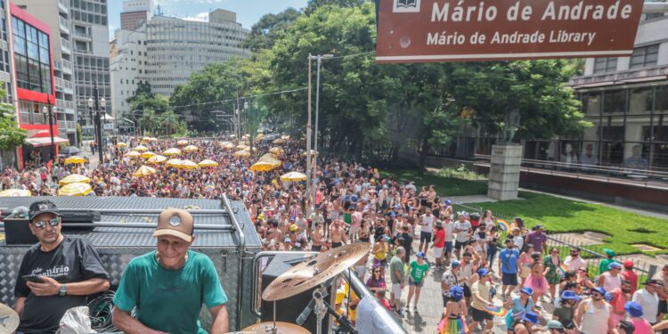 Axé e Surpresas Animam o Carnaval no Centro de São Paulo