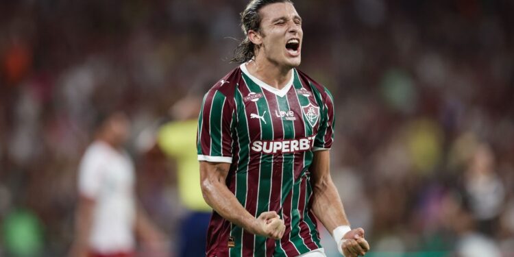 Fluminense vence Bangu e avança para o clássico com o Vasco na semifinal do Carioca