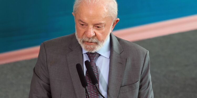 Lula condena invasões de países ricos a nações mais pobres
