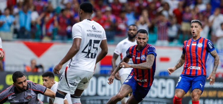 Bahia vence o Vitória de virada, conquista o 52º título baiano e amplia vantagem histórica sobre o rival