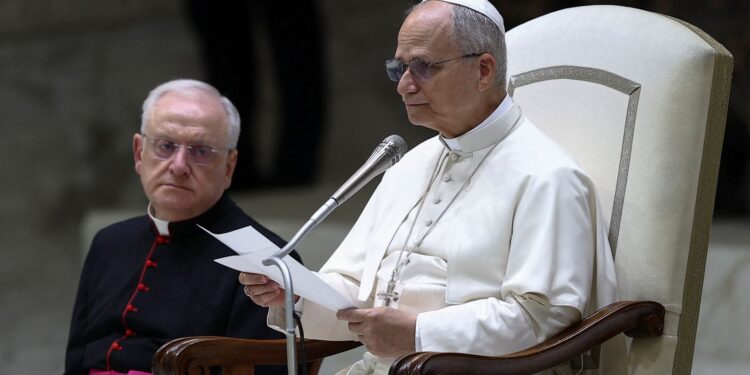 Vaticano critica “culto ao corpo” e excessos na cirurgia plástica