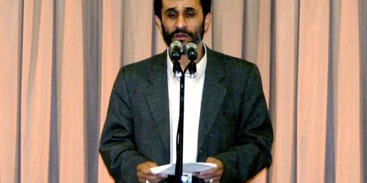 Ataque em Teerã mata ex-presidente iraniano