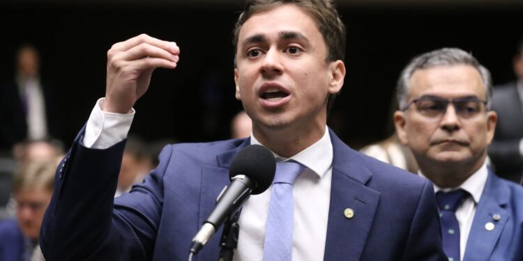 Nikolas Ferreira usou jato de Vorcaro em campanha eleitoral