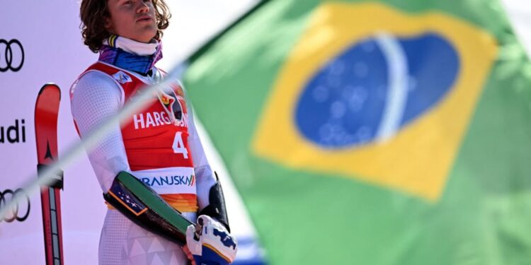 Pinheiro conquista título na Eslovênia após ouro olímpico